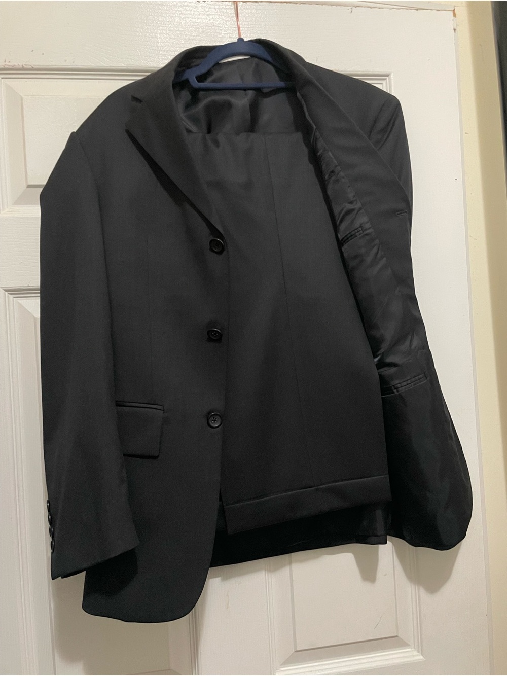 Men's Dark Gray Three-Button Formal Suit Jacket and Pants